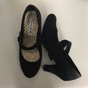 American Eagle black size 7.5 Maryjanes